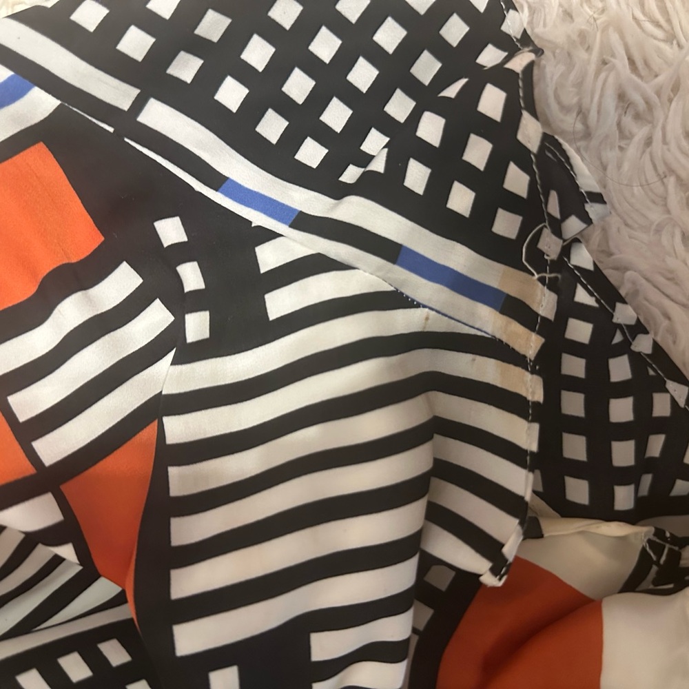 Geometric Patterned Halter Romper - Picture 3 of 3
